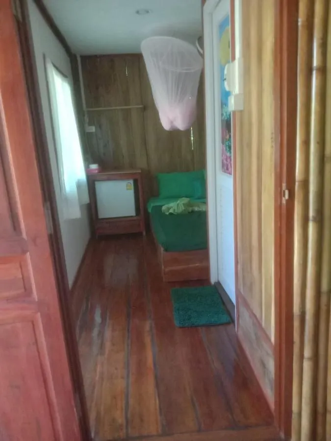 9Sathanee Koh Lanta Guest house