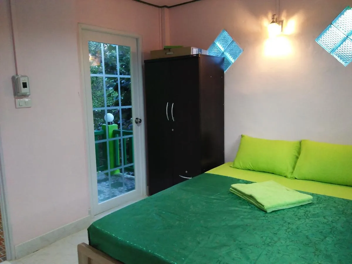 ** Guest house 9Sathanee Koh Lanta Thailand