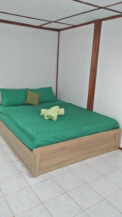9Sathanee Koh Lanta Guest house