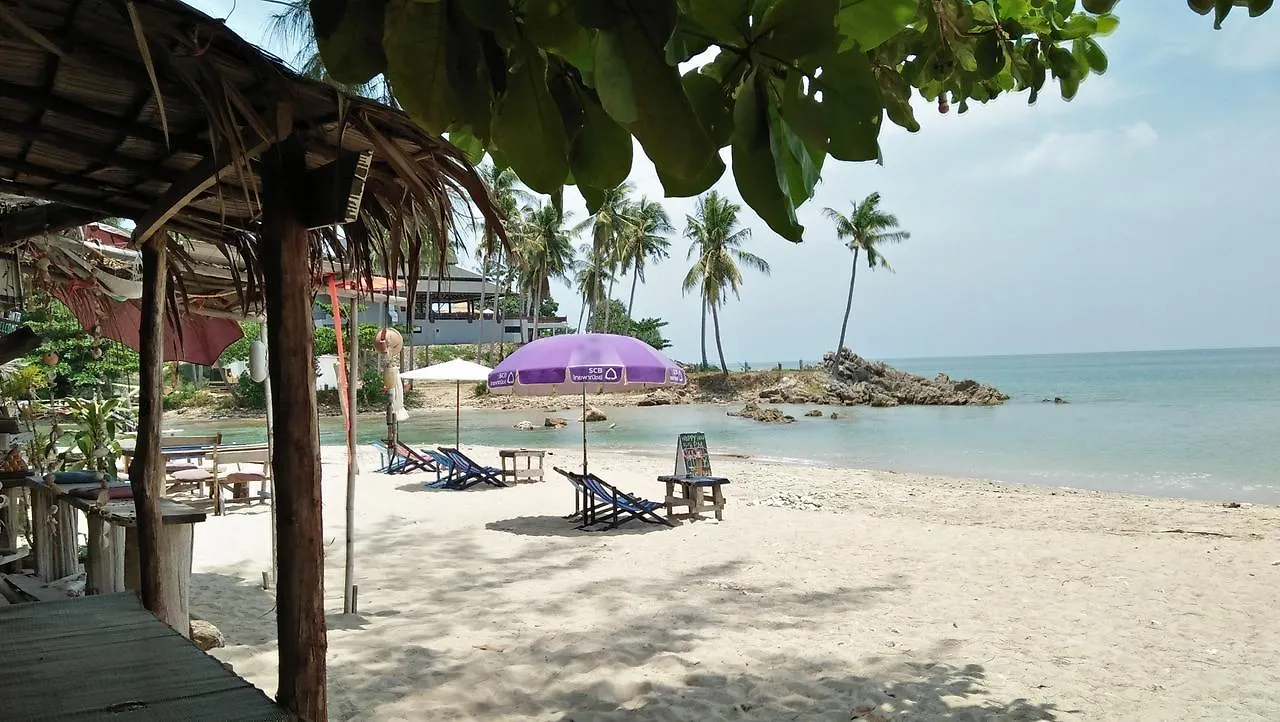 9Sathanee Koh Lanta 2*,  Thailand