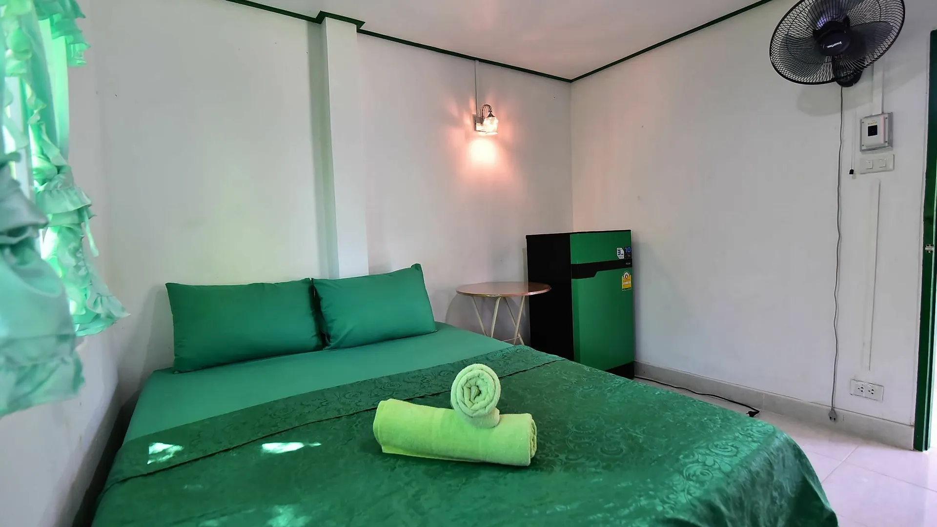 9Sathanee Koh Lanta Thailand