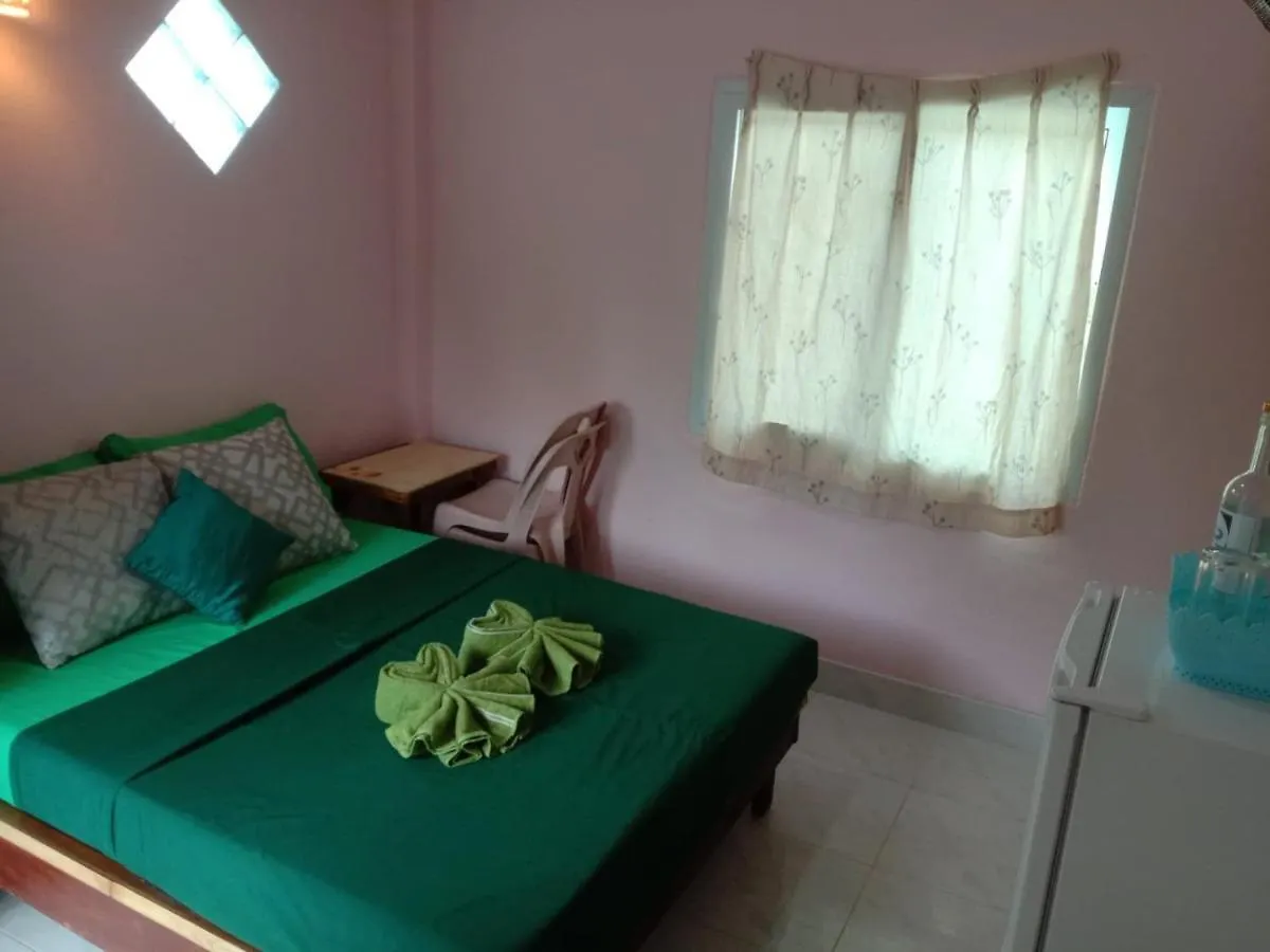 9Sathanee Koh Lanta 2*,